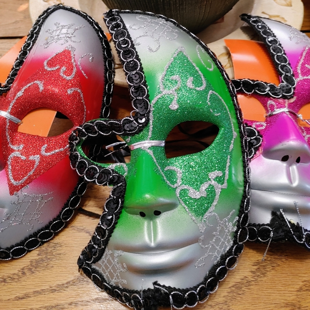 NWT TRIO OF MARDI MASKS